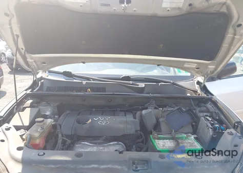 2010 Toyota Rav4 z USA, uszkodzony, nr VIN JTMBF4DV0AD033109